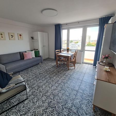 Apartament Wschodni Z Balkonem 4 Osoby Warschau Buitenkant foto