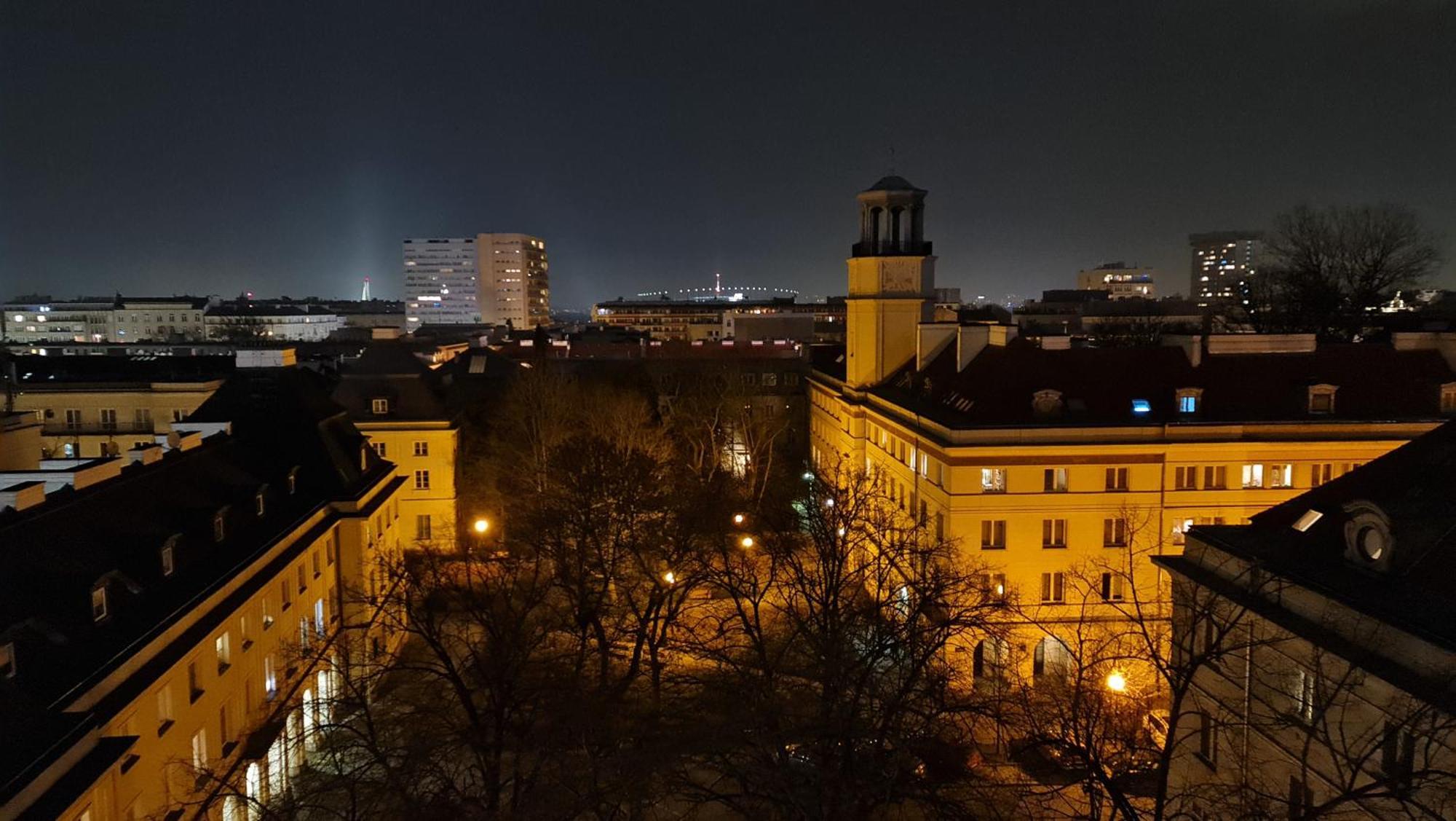 Apartament Wschodni Z Balkonem 4 Osoby Warschau Buitenkant foto