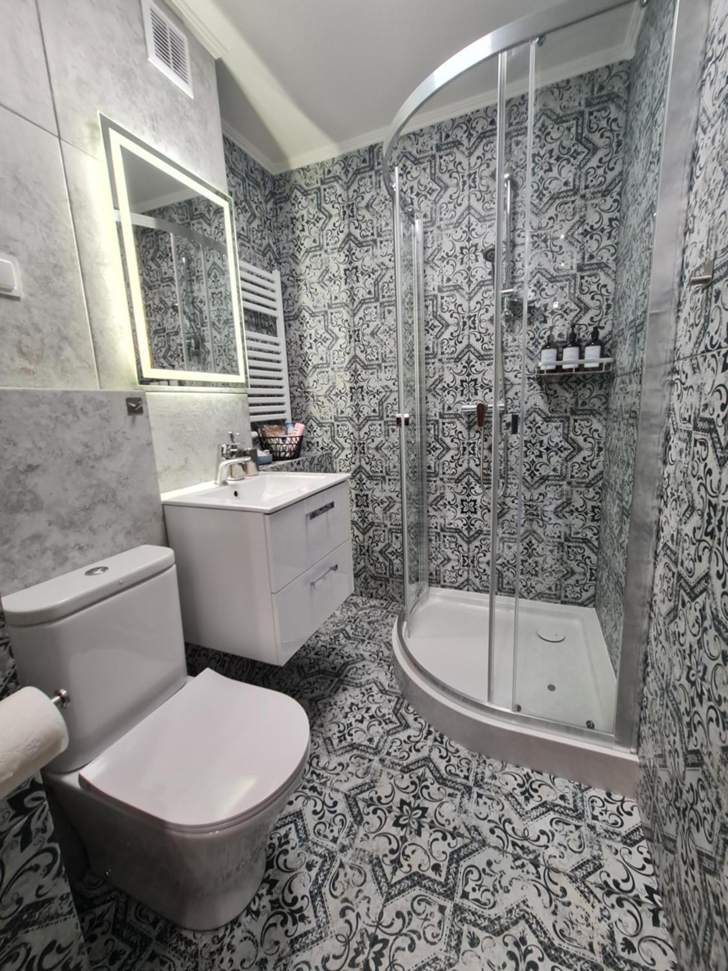 Apartament Wschodni Z Balkonem 4 Osoby Warschau Buitenkant foto